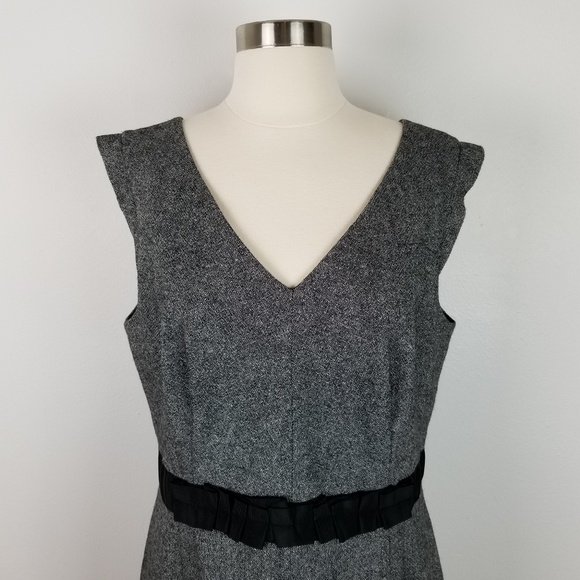 Banana Republic Dresses & Skirts - Banana Republic Gray Career Sheath Dress Size 12